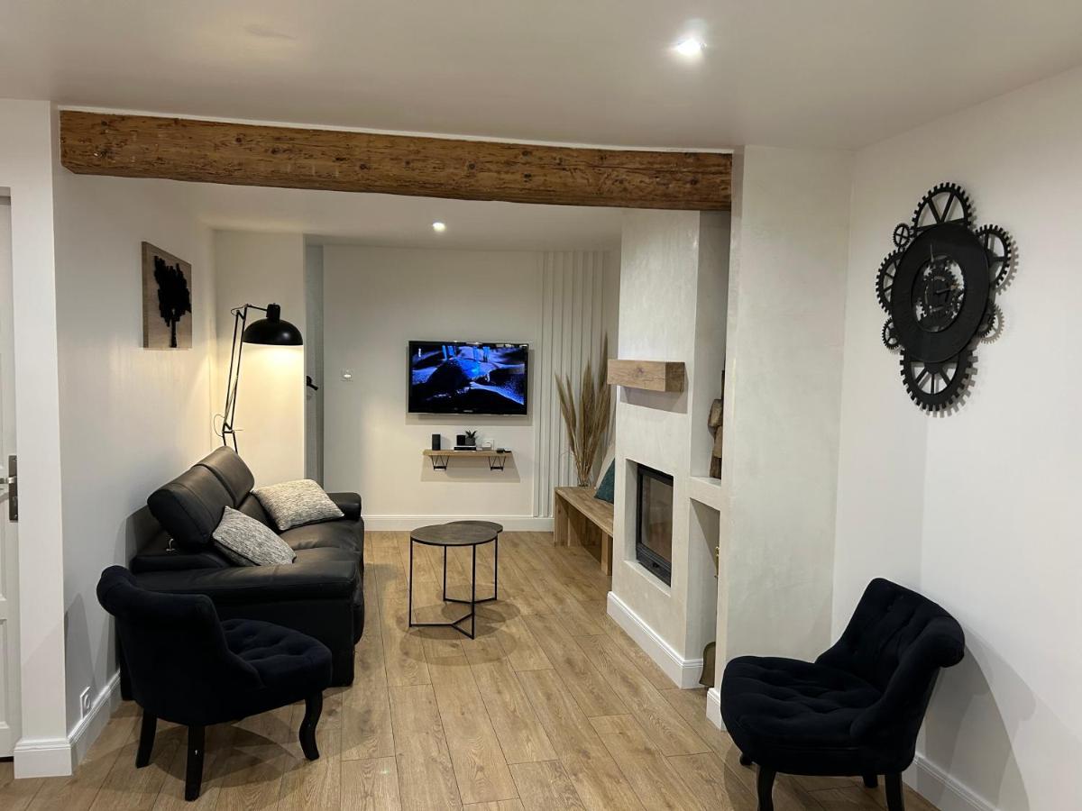 Charmante Maison De Montagne Pour 8 Personnes Livet-et-Gavet Exteriör bild